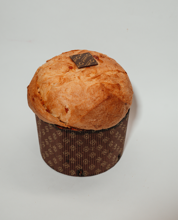 1- PANETTONE ARTIGIANALE all' ALBICOCCA