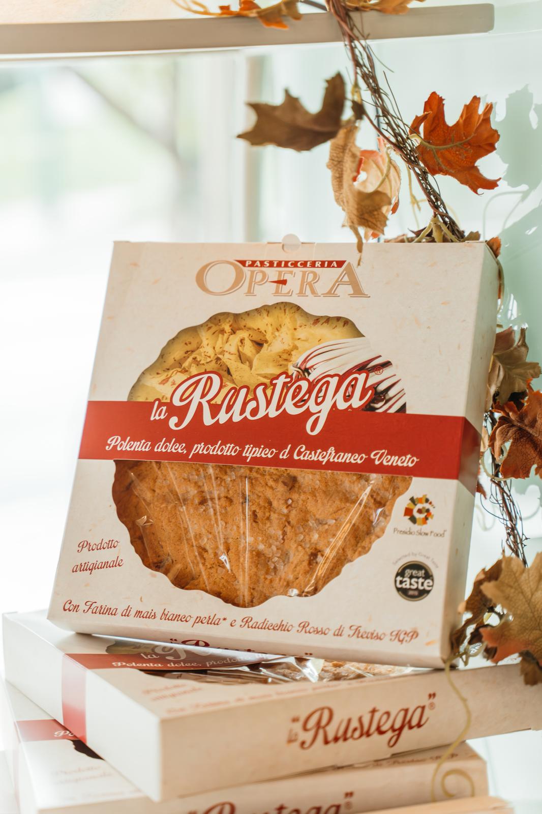 4- LA RUSTEGA – TORTA ARTIGIANALE VENETA con MAIS BIANCOPERLA e RADICCHIO I Pasticceria Opera